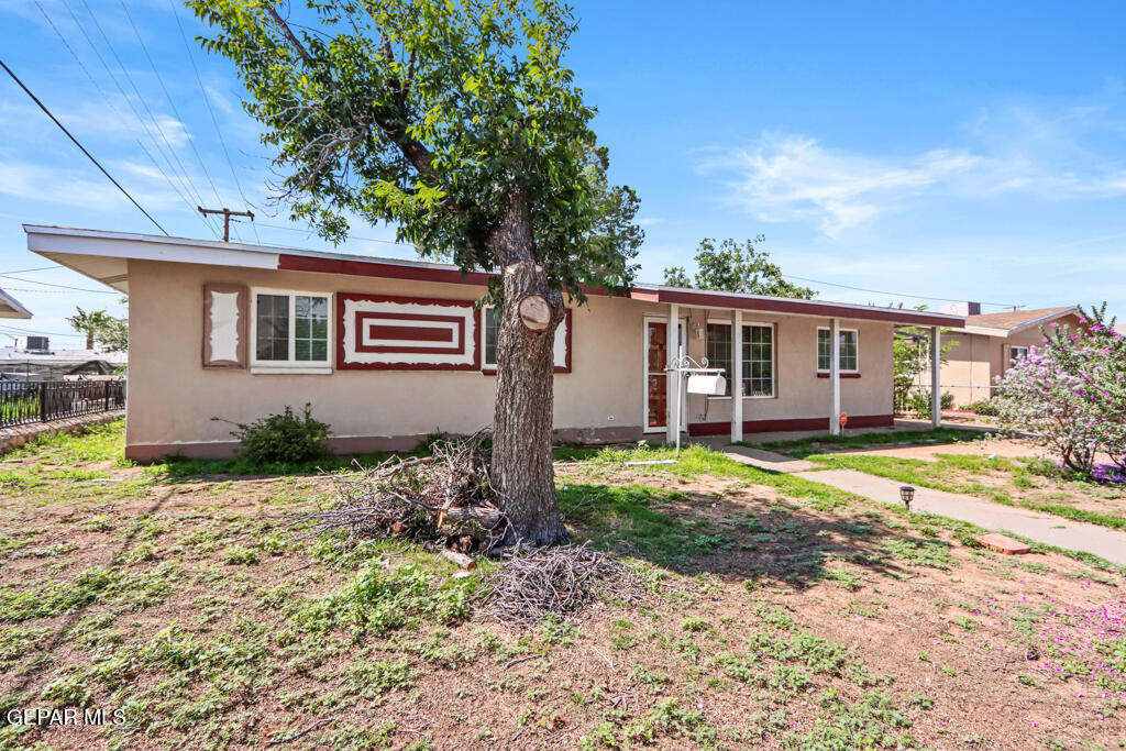 5736 SUN VALLEY Drive