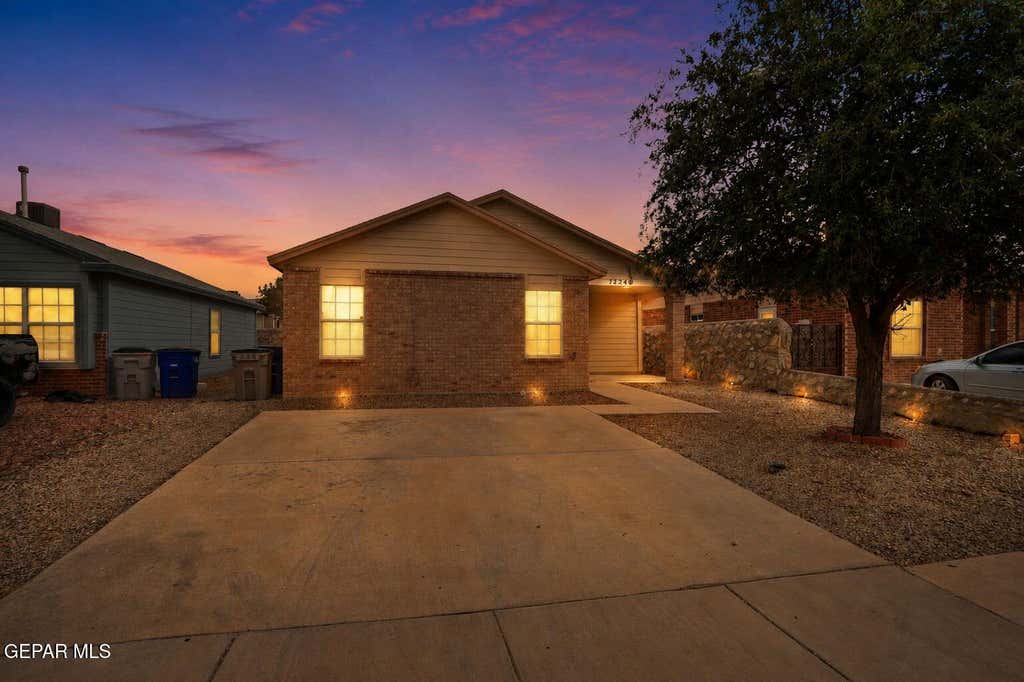 Photo of 12240 TIERRA CADENA Drive, El Paso, TX 79938 (MLS # 946987)