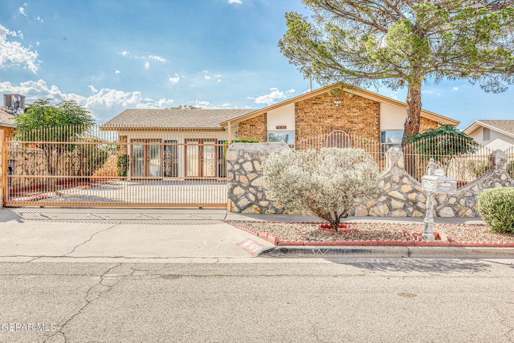 Photo of 1619 DOUG OLSON Drive, El Paso, TX 79936 (MLS # 935486)