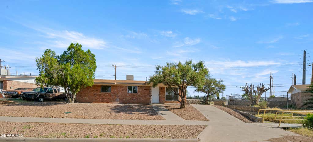 Photo of 5013 WINTHROP Drive, El Paso, TX 79924 (MLS # 947478)