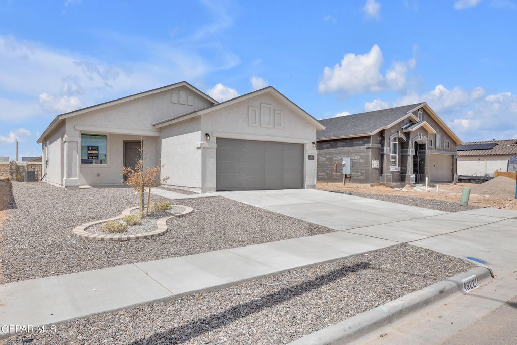 Photo of 15128 Conviction Avenue, El Paso, TX 79938 (MLS # 931318)