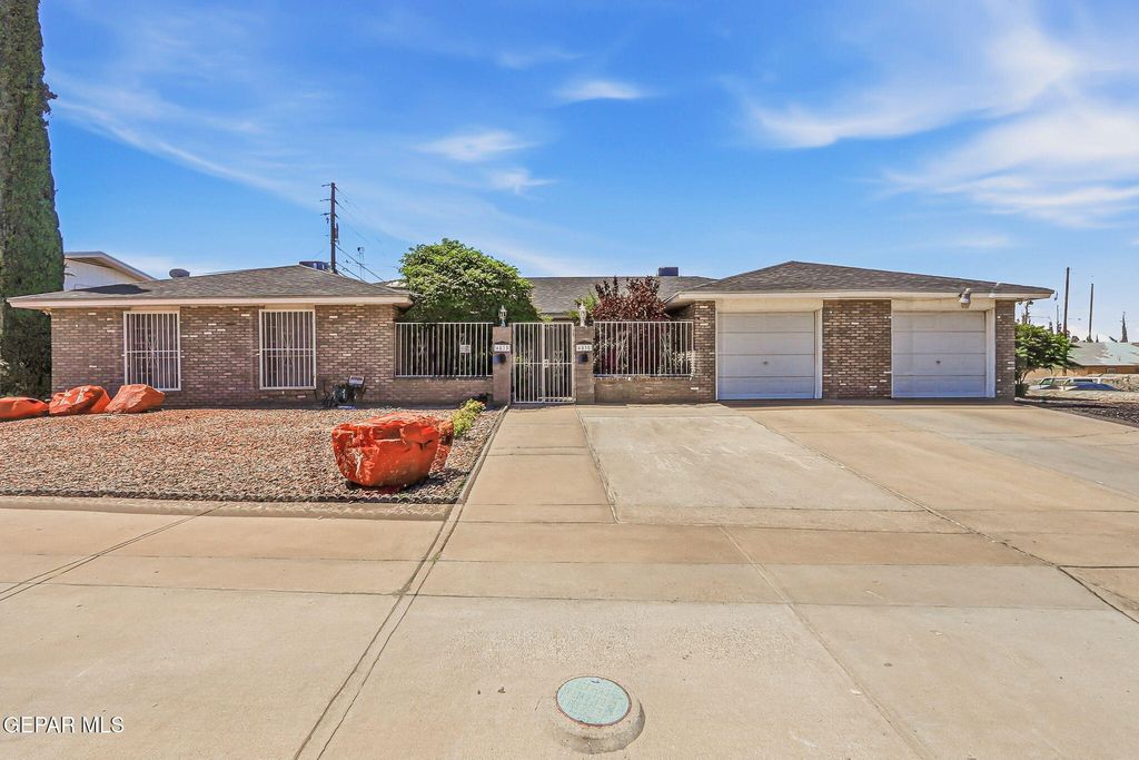 Photo of 6833 ESCONDIDO Drive #6835, El Paso, TX 79912 (MLS # 944876)