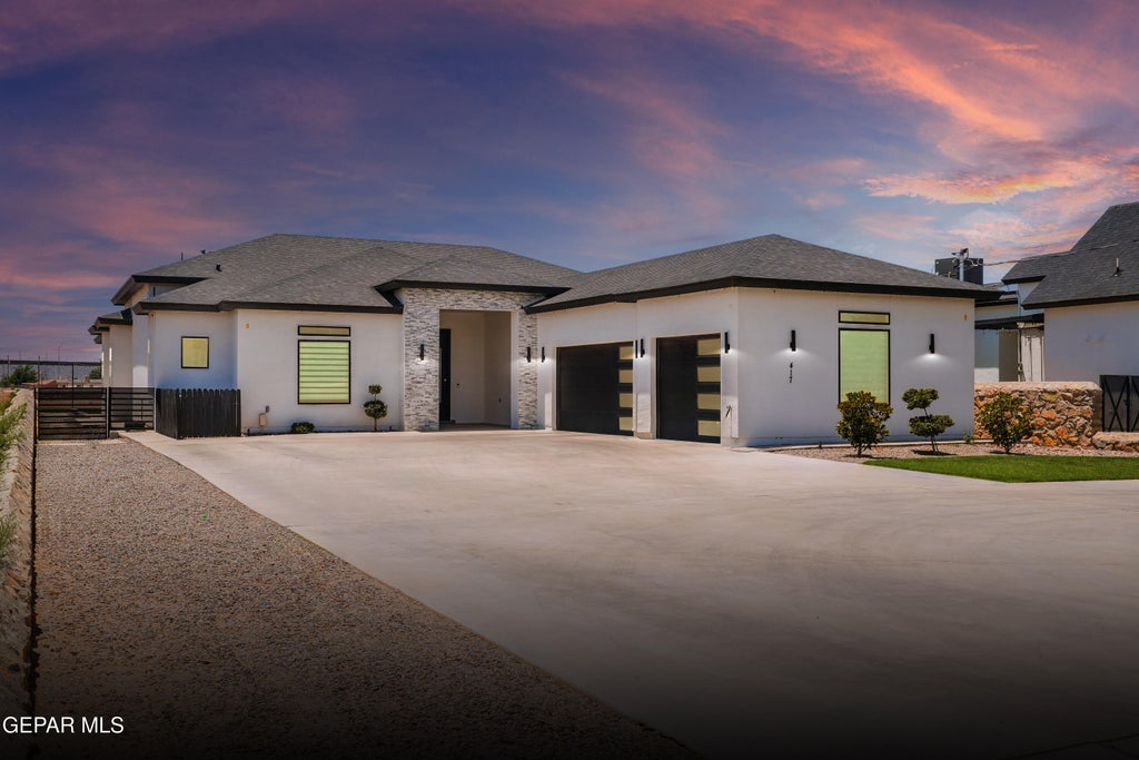 Photo of 417 JAMES Street, El Paso, TX 79915 (MLS # 945314)