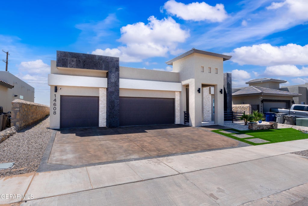 Photo of 14608 JOHN MCNEELY Avenue, El Paso, TX 79938 (MLS # 950342)