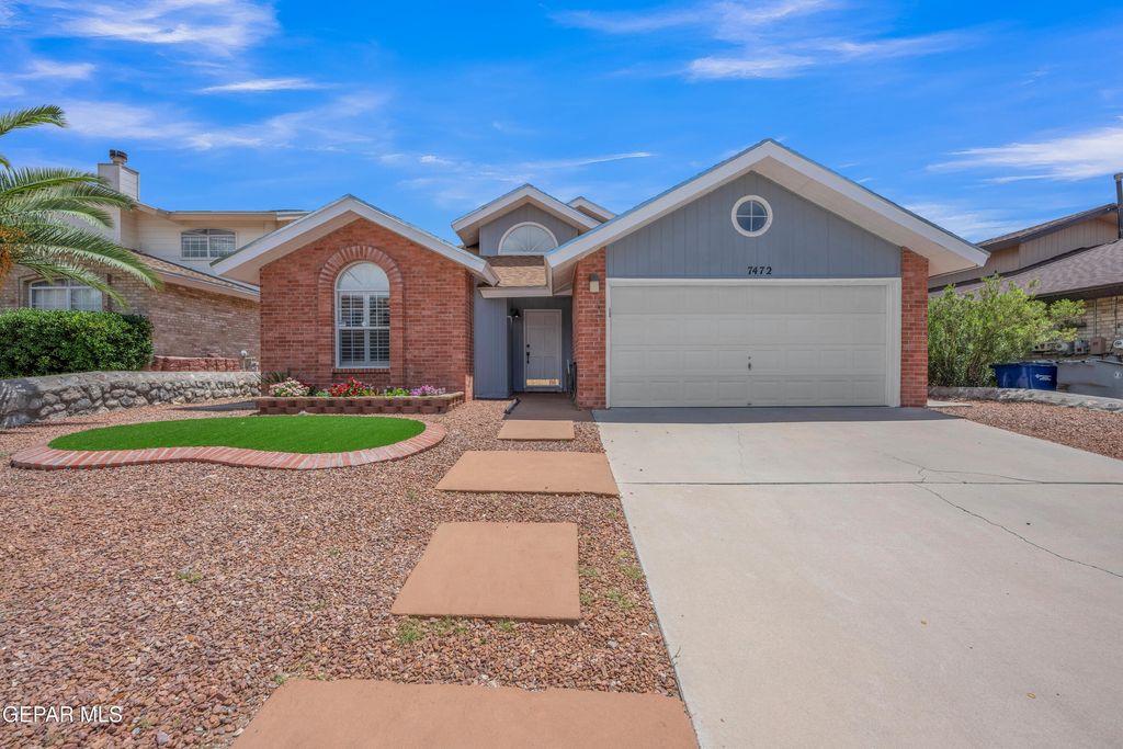 Photo of 7472 LUZ DE LUMBRE Avenue, El Paso, TX 79912 (MLS # 948115)
