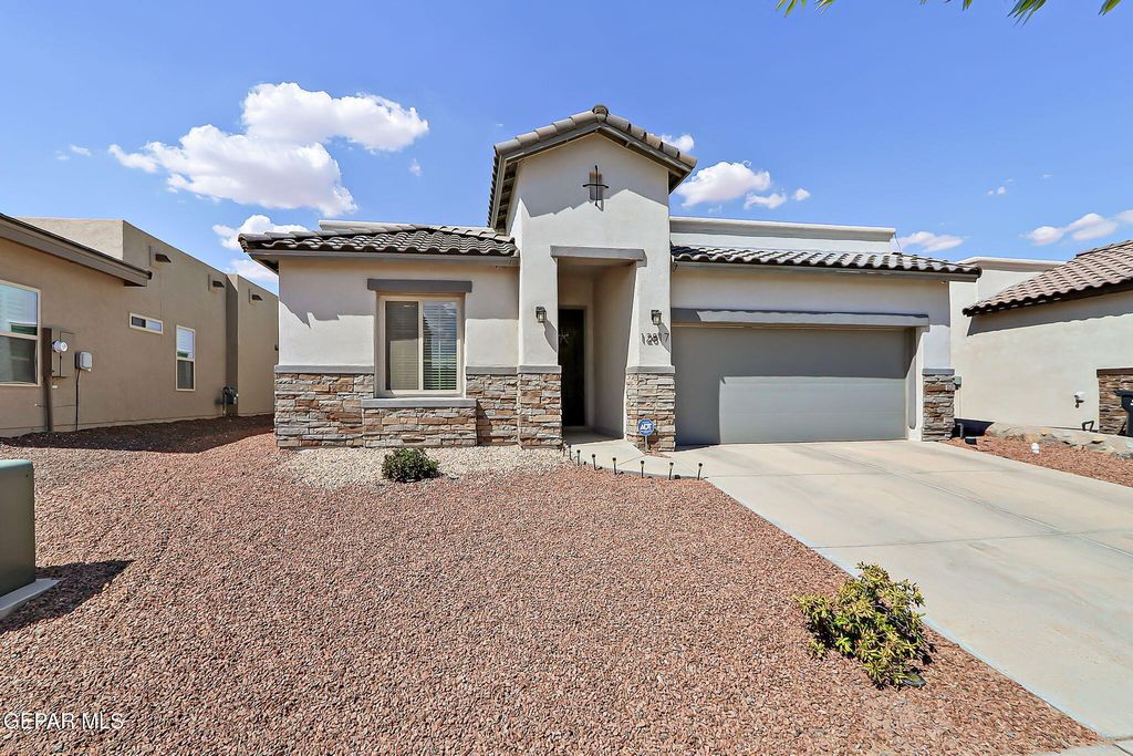 Photo of 12817 LINSTEAD Avenue, El Paso, TX 79928 (MLS # 931082)