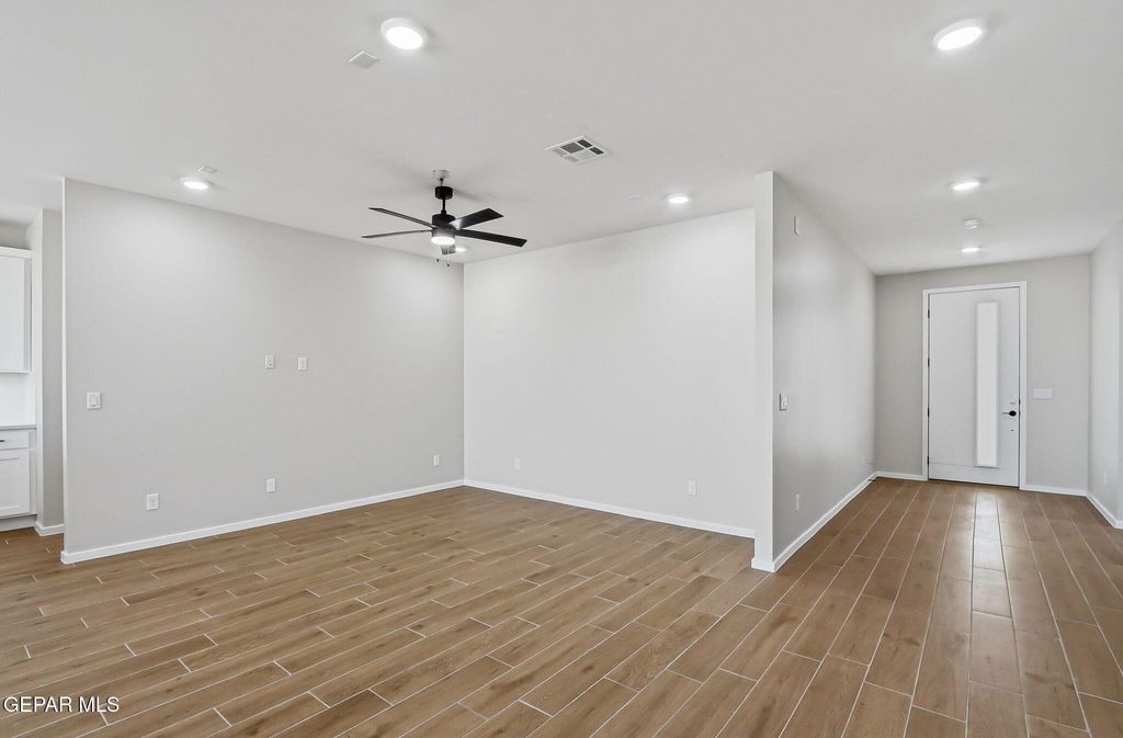 Photo of 12701 Fredericksberg Avenue, El Paso, TX 79928 (MLS # 940720)