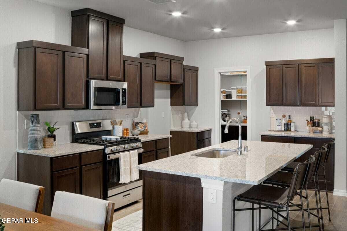 14452 Desert Wind Drive