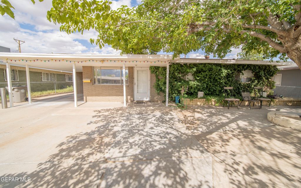 Photo of 9532 Blue Wing Drive, El Paso, TX 79924 (MLS # 948112)