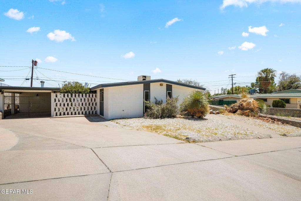 Photo of 8716 MARBLE Drive, El Paso, TX 79904 (MLS # 948579)