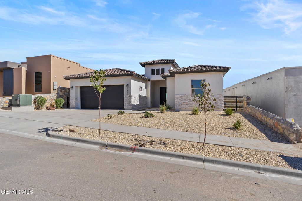 Photo of 820 Acton Street, Horizon City, TX 79928 (MLS # 936615)