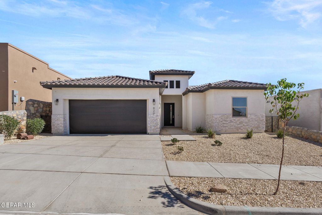 Photo of 820 Acton Street, Horizon City, TX 79928 (MLS # 936615)