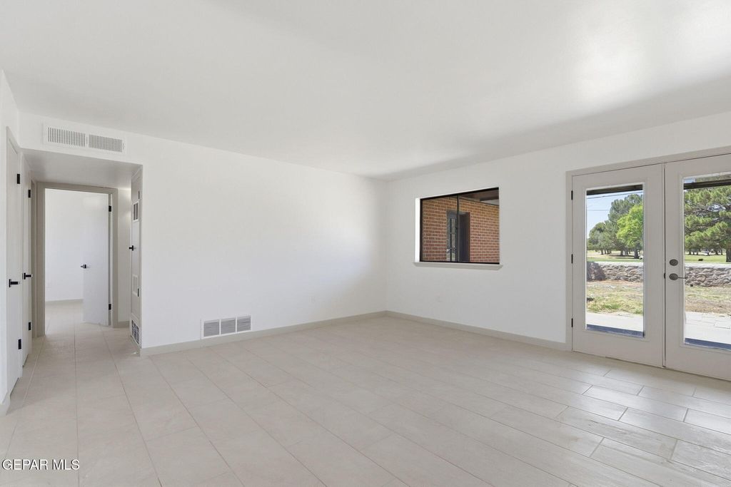 Photo of 3429 ABERDEEN Street, El Paso, TX 79925 (MLS # 942841)