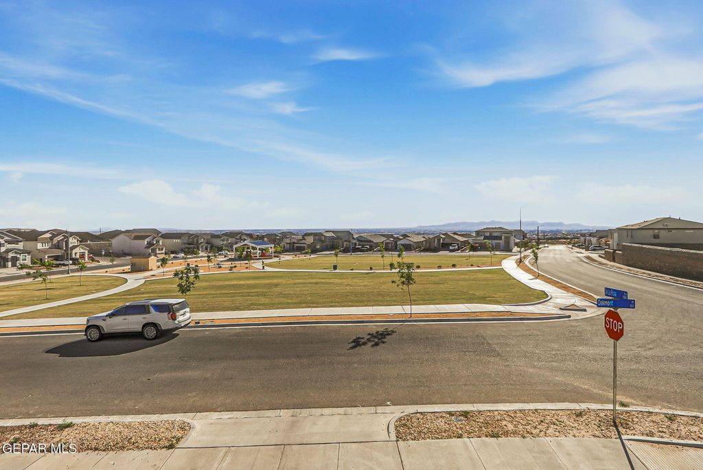 Photo of 540 OAKMONT PL, El Paso, TX 79928 (MLS # 943834)