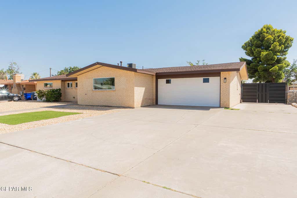 Photo of 9800 ALBUM Avenue, El Paso, TX 79925 (MLS # 949000)