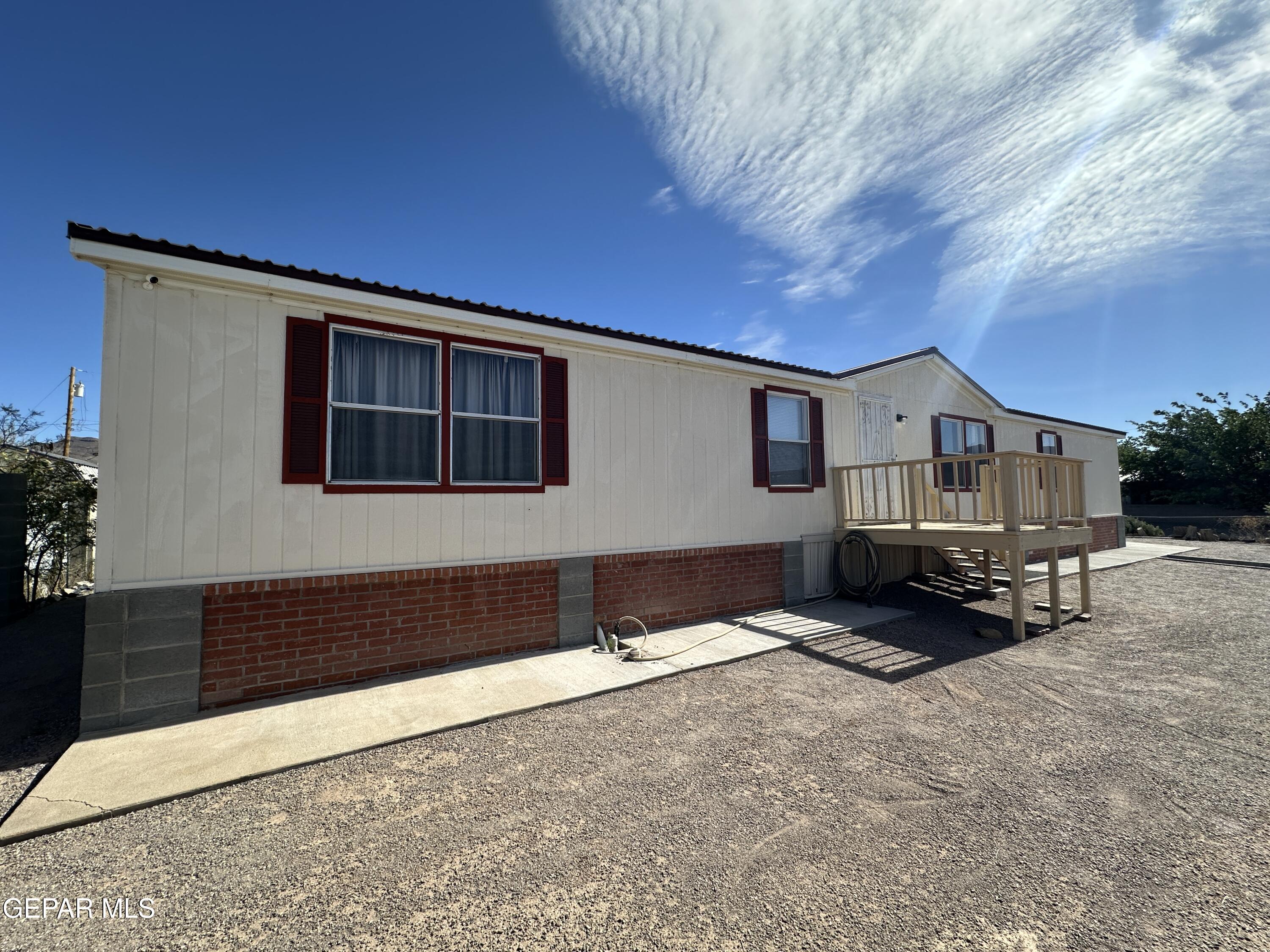 2901 COOK Street