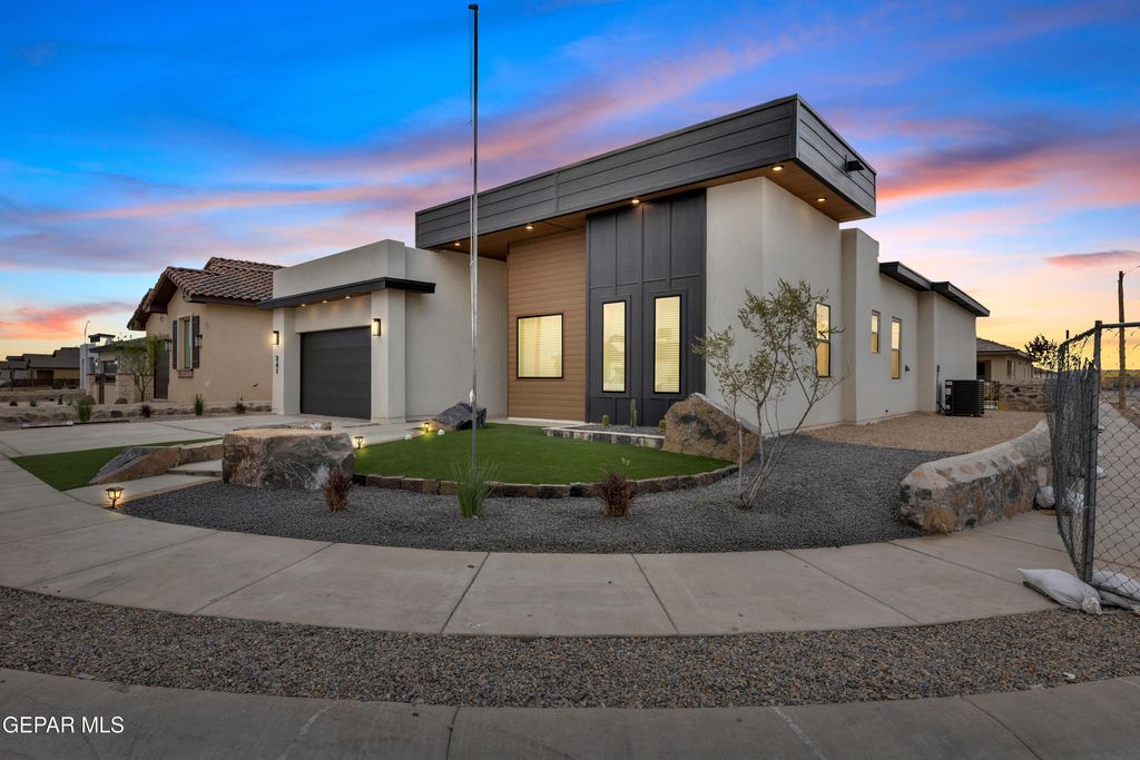 Photo of 241 Mar Vista Place, El Paso, TX 79928 (MLS # 932635)
