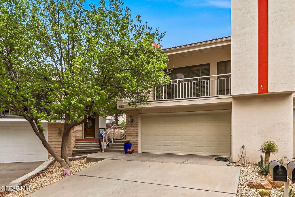Photo of 5733 MIRA GRANDE Drive, El Paso, TX 79912 (MLS # 941505)