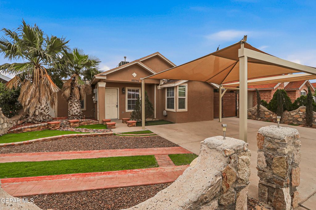 Photo of 10776 Spring Valley Circle, Socorro, TX 79927 (MLS # 944836)