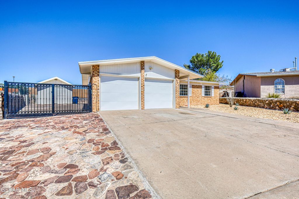 Photo of 321 Gus Rallis Drive, El Paso, TX 79932 (MLS # 939734)