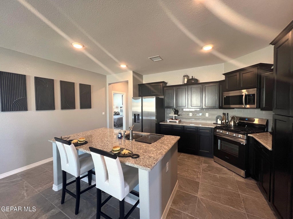 Photo of 12759 GOLDEN CANYON Drive, El Paso, TX 79928 (MLS # 952238)