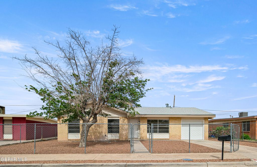Photo of 9109 NORWICH Way, El Paso, TX 79907 (MLS # 942810)