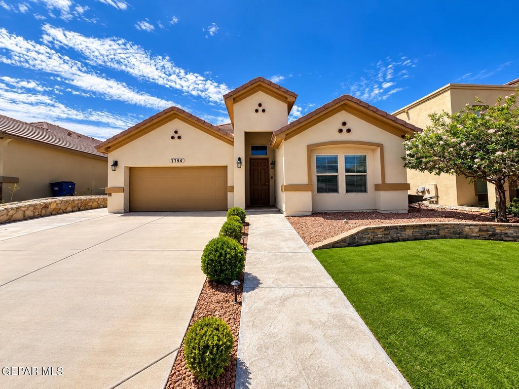 Photo of 7794 ENCHANTED CIRCLE Drive, El Paso, TX 79911 (MLS # 951041)