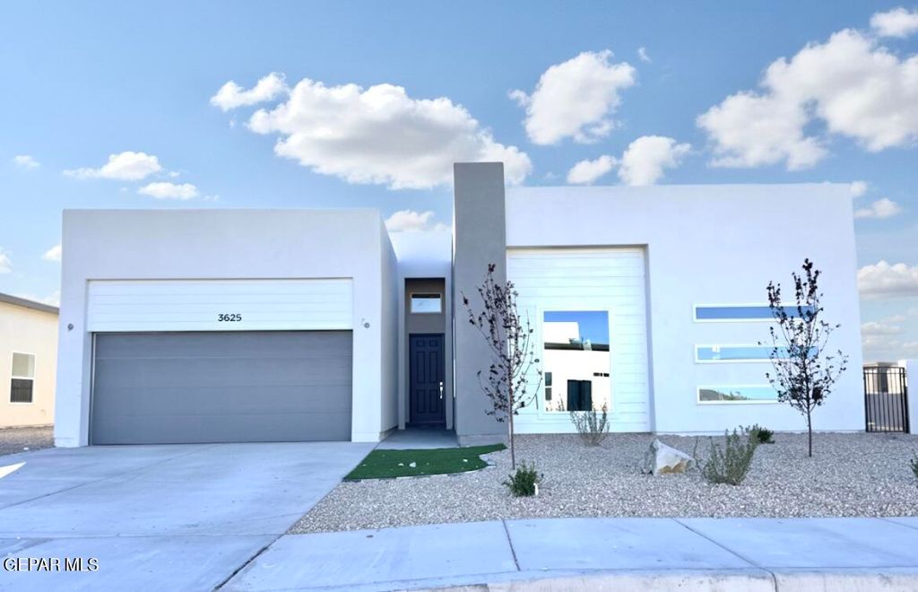 Photo of 3625 Spinghaven, Las Cruces, NM 88012 (MLS # 932577)