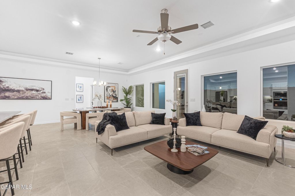 Photo of 3625 Spinghaven, Las Cruces, NM 88012 (MLS # 932577)