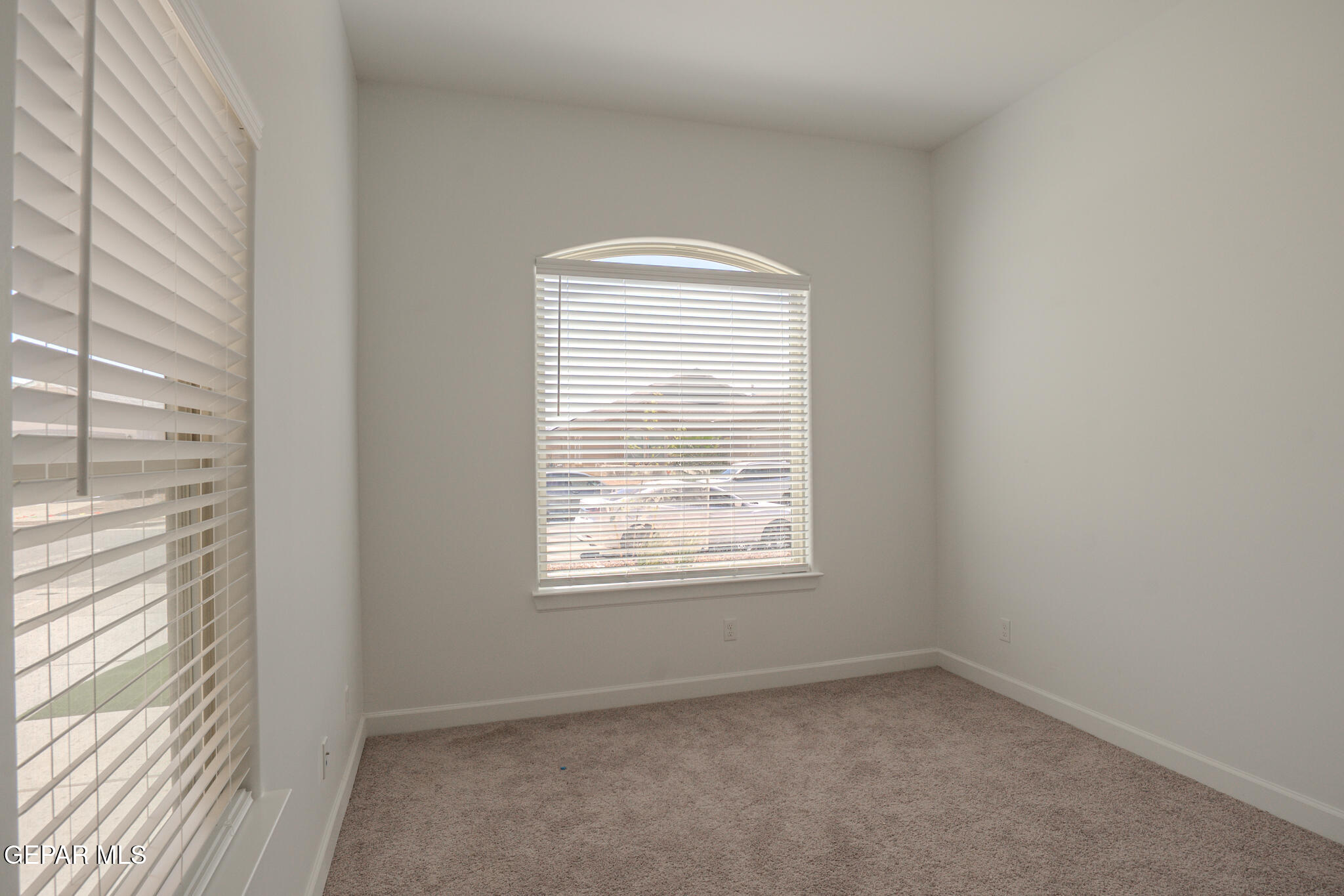 13893 Sky Harbor Avenue