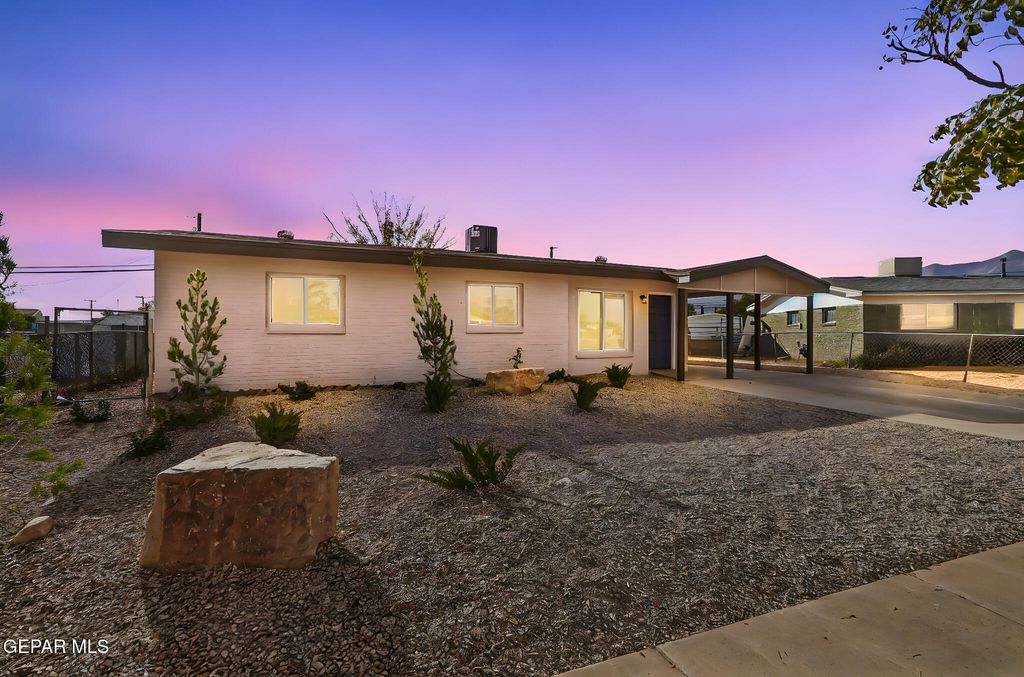 Photo of 9205 Salisbury Drive, El Paso, TX 79924 (MLS # 934318)