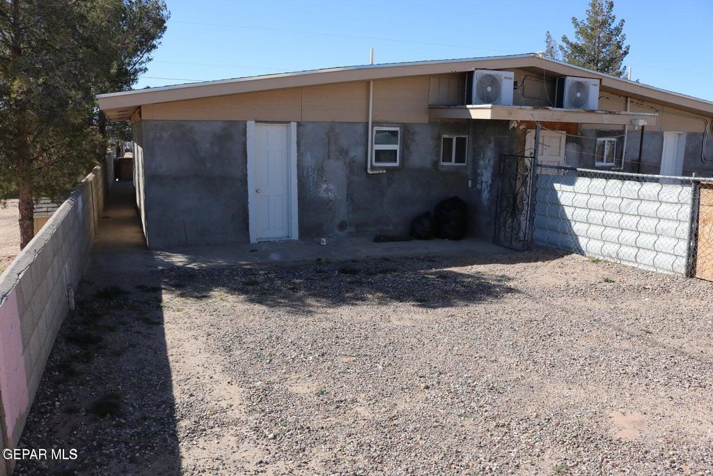 Photo of 19314 BOSQUEZ Avenue, Tornillo, TX 79853 (MLS # 940391)
