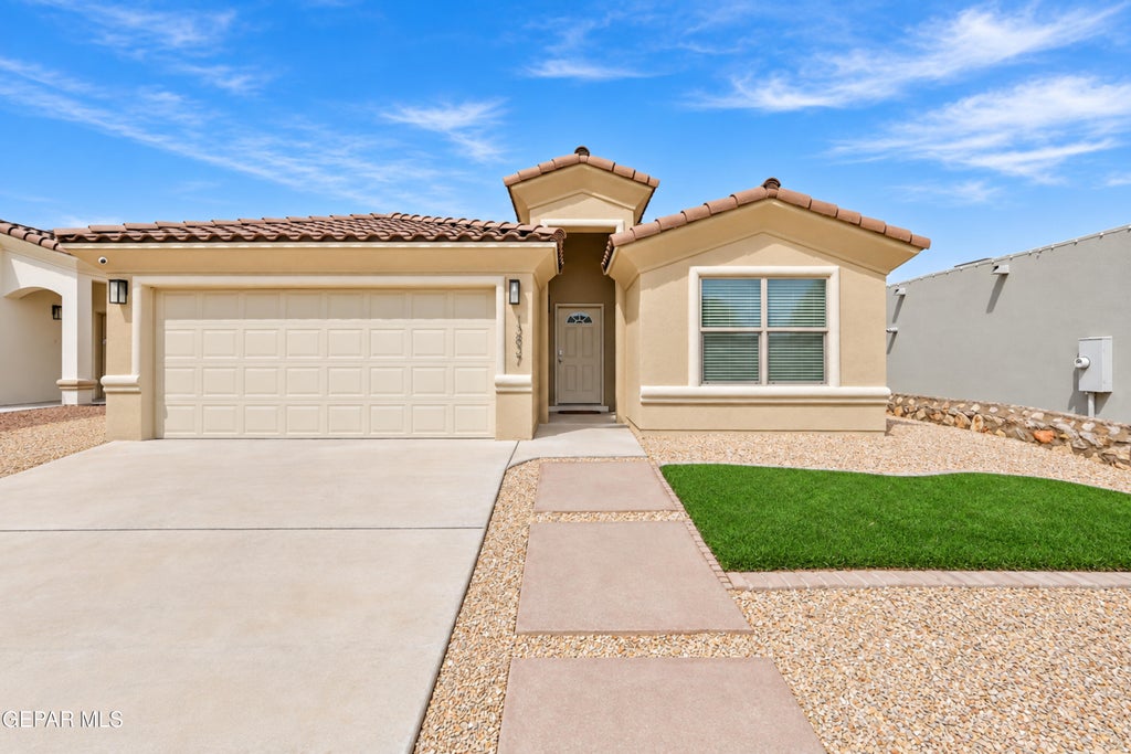 Photo of 13837 LORENZ Avenue, El Paso, TX 79928 (MLS # 951508)