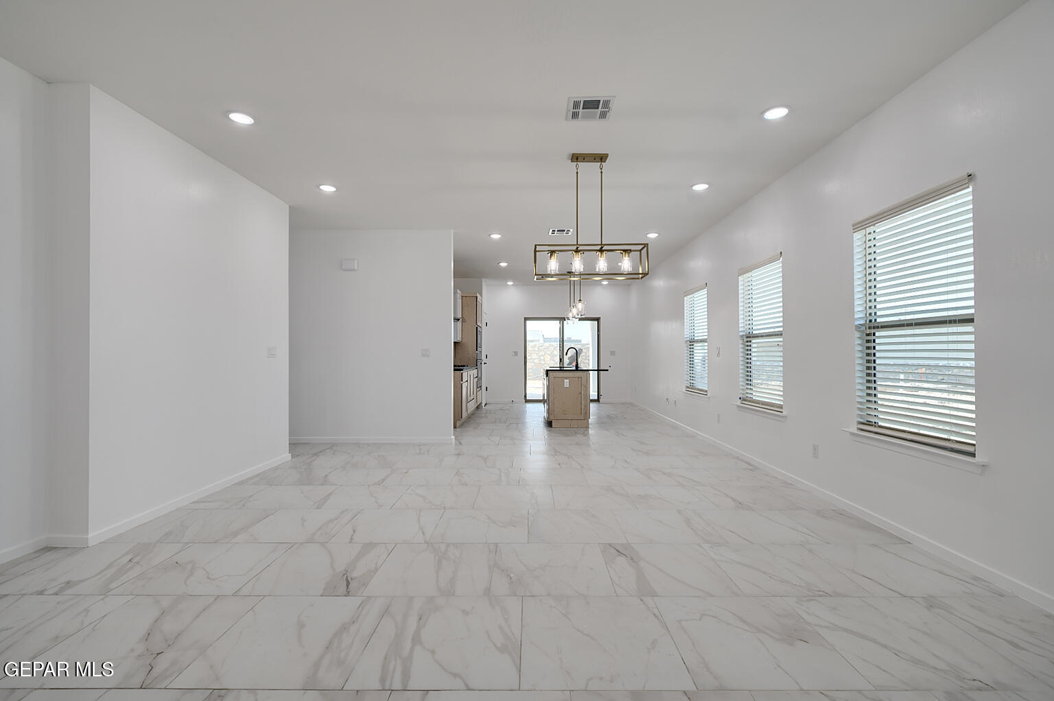 13889 CAROLINA PONCE Avenue