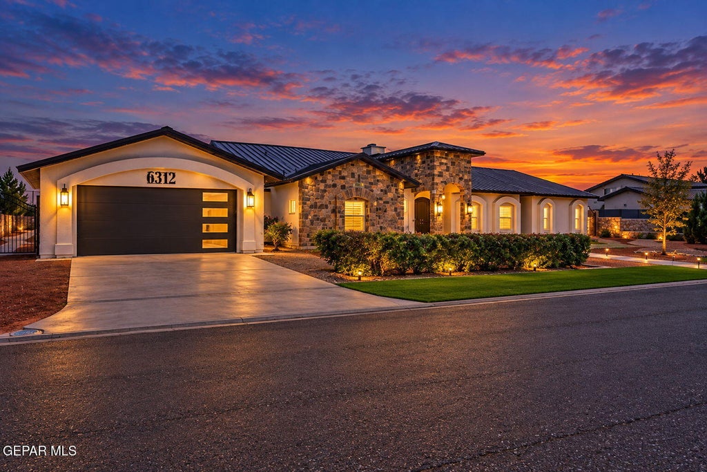 Photo of 6312 CAMINO NUEZ DR, El Paso, TX 79932 (MLS # 952980)