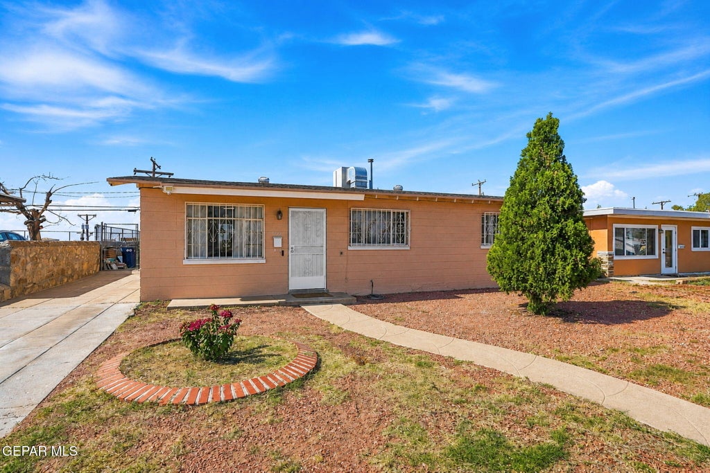 Photo of 6308 NAVAJO Avenue, El Paso, TX 79925 (MLS # 950152)