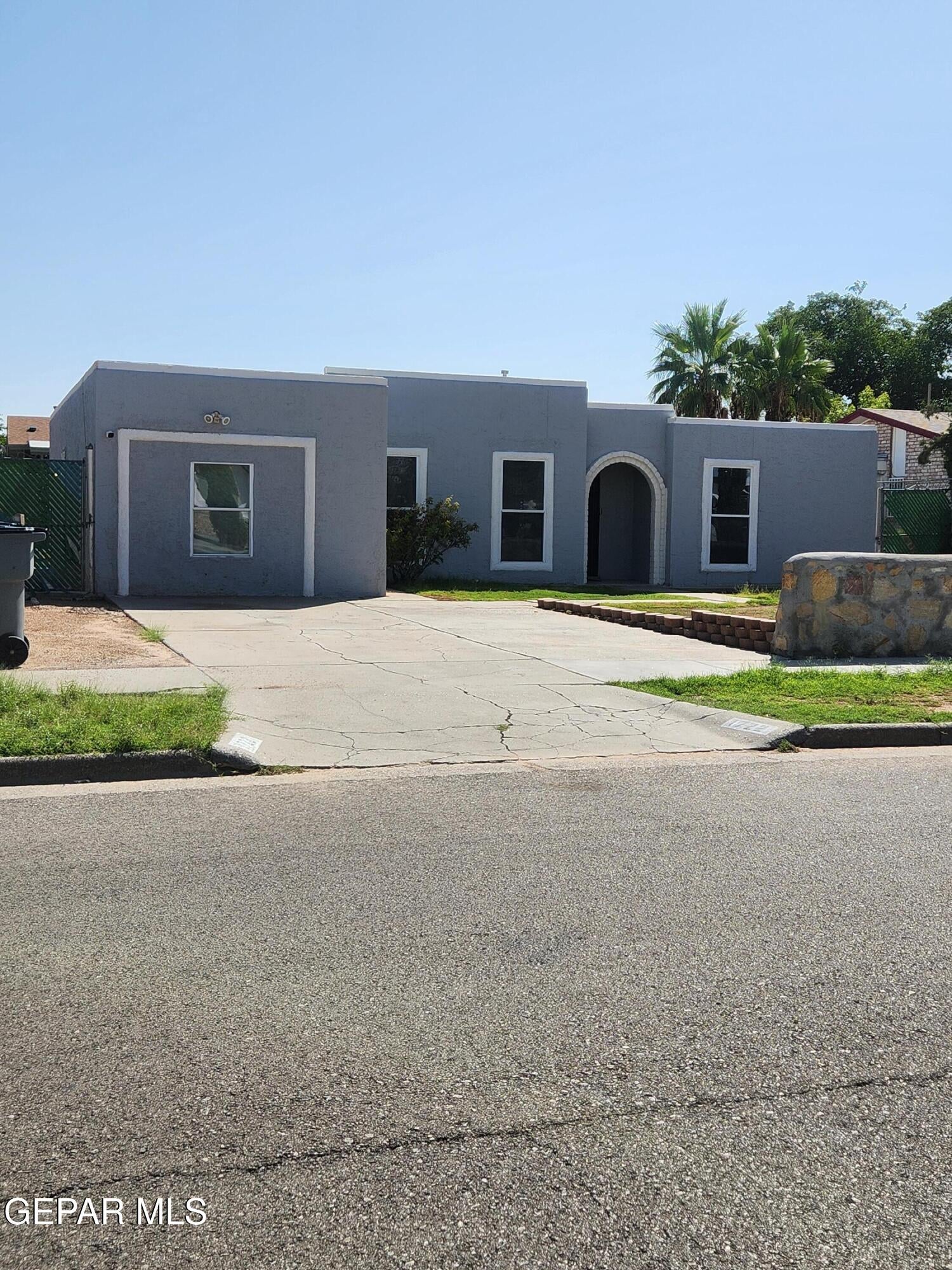 1722 ROBERT WYNN Street