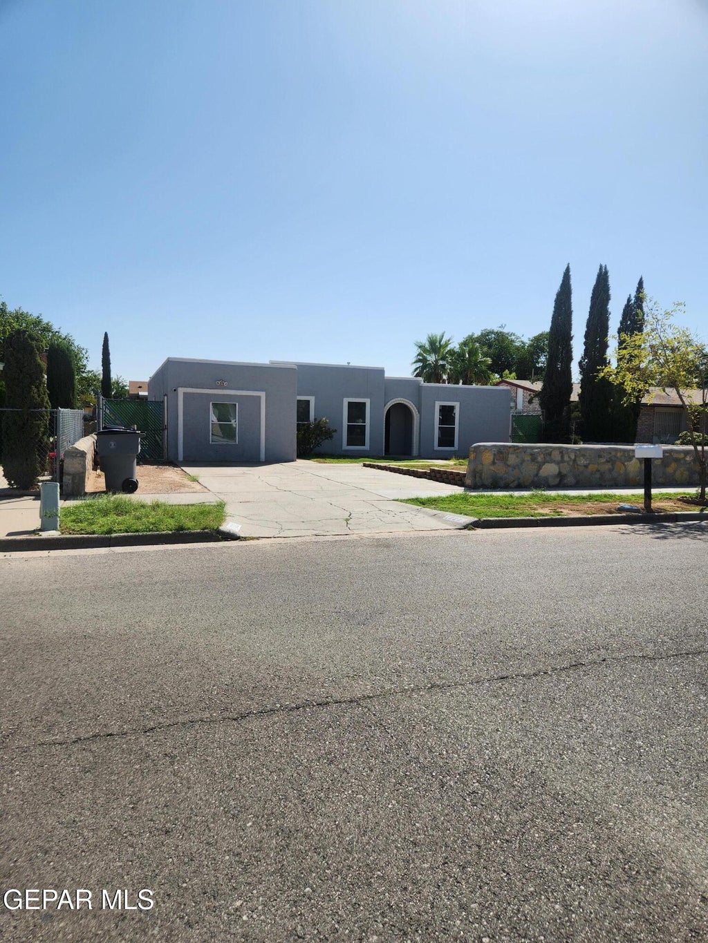 Photo of 1722 ROBERT WYNN Street, El Paso, TX 79936 (MLS # 951433)