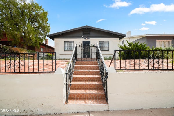 1922 HAPPER ST, EL PASO, TX 79903 - Image e8d87c3ce39b6dc93bccc7a20388e6bd/707005396