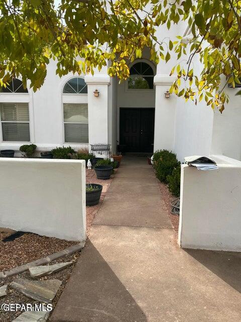 Photo of 6357 CALLE DEL RIO Ln, El Paso, TX 79912 (MLS # 934218)