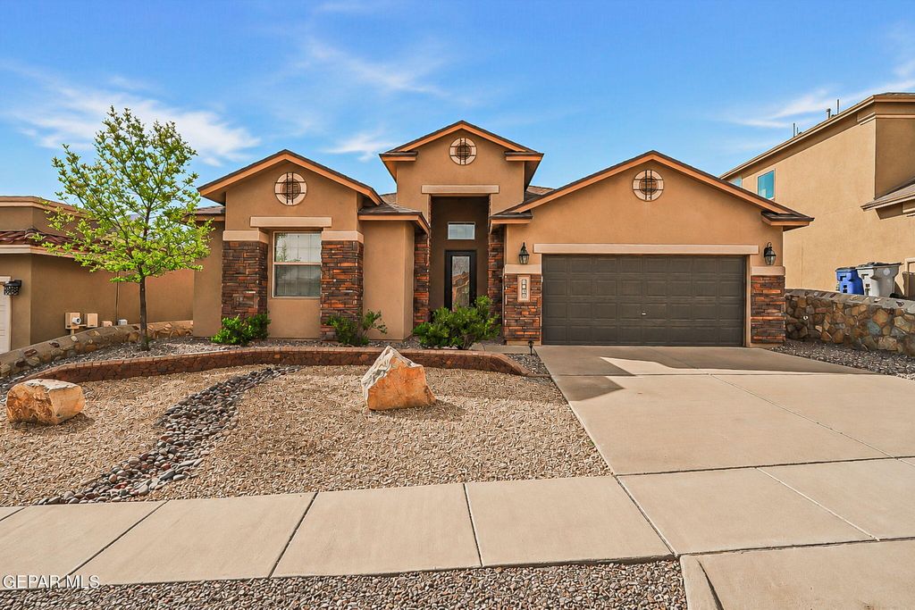 Photo of 7223 LONGSPUR Drive, El Paso, TX 79911 (MLS # 945733)