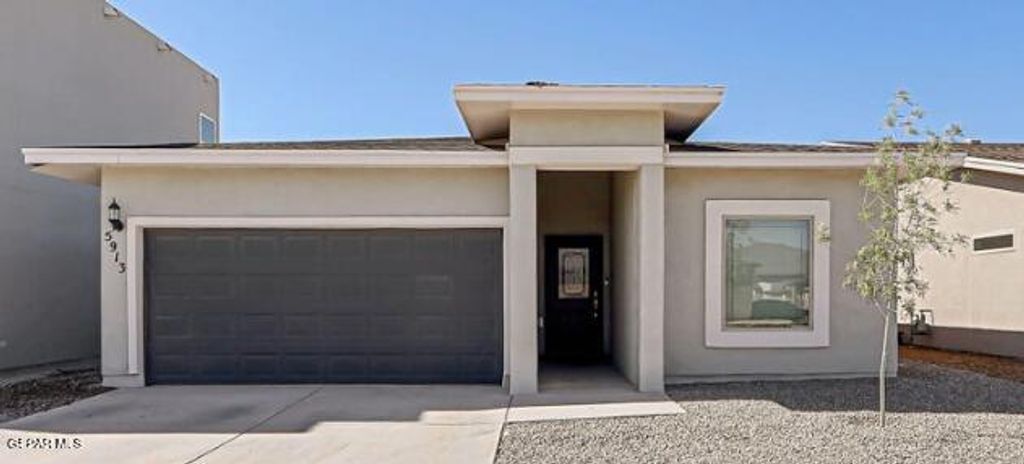 Photo of 932 GULF STREAMS Avenue, El Paso, TX 79932 (MLS # 941628)