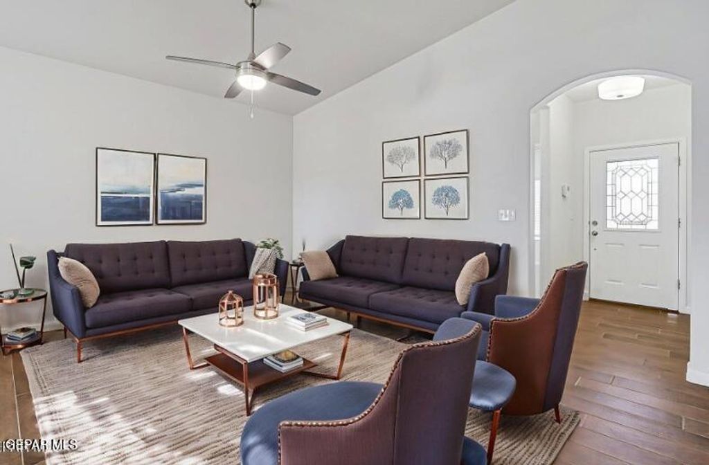 Photo of 932 GULF STREAMS Avenue, El Paso, TX 79932 (MLS # 941628)