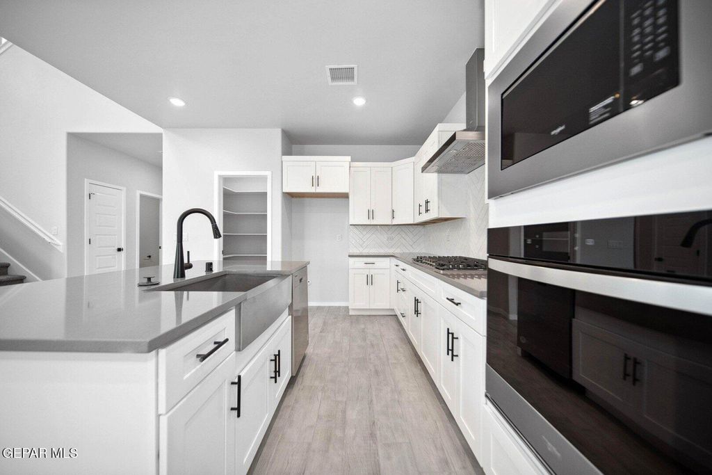 Photo of 13957 Thunder Sky Avenue, El Paso, TX 79928 (MLS # 939399)