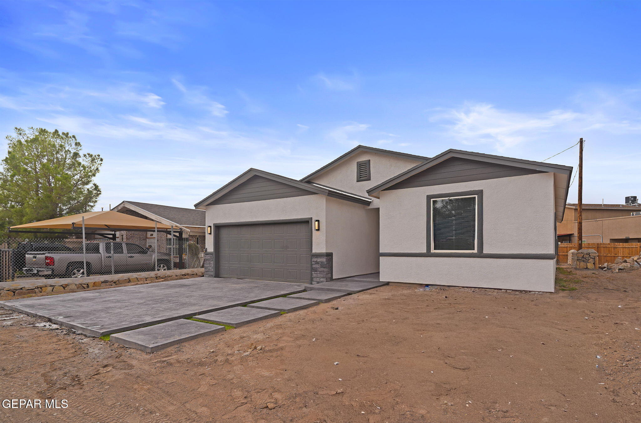 113 LANDON Way