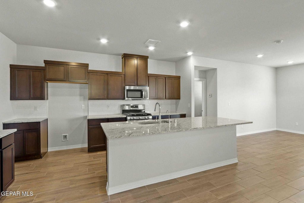 Photo of 14713 Cactus Breeze Way, Horizon City, TX 79928 (MLS # 948973)