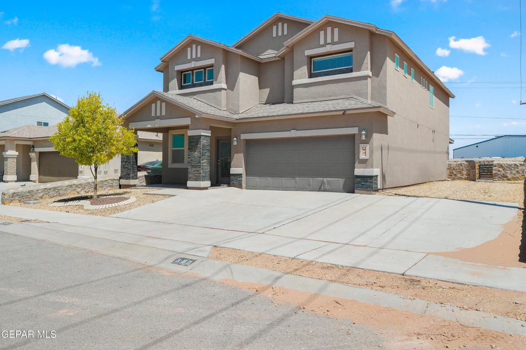 Photo of 380 Canyon Vista Drive, Horizon City, TX 79928 (MLS # 942270)