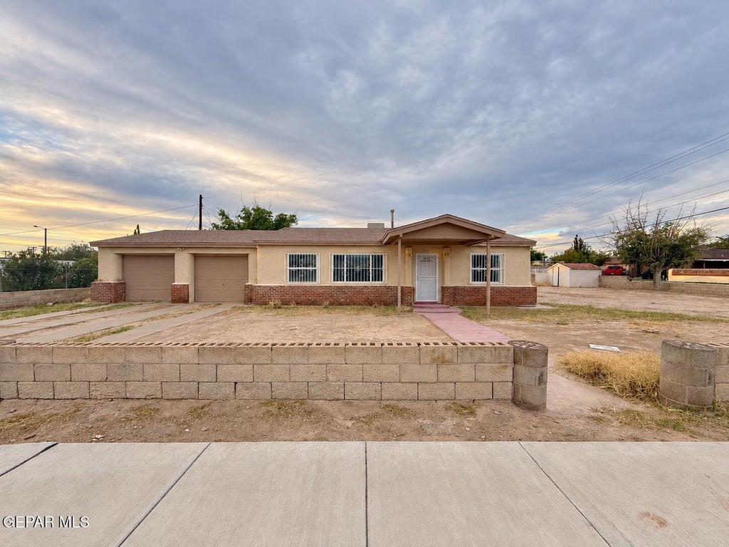 Photo of 506 POPLAR Street, Anthony, TX 79821 (MLS # 953388)