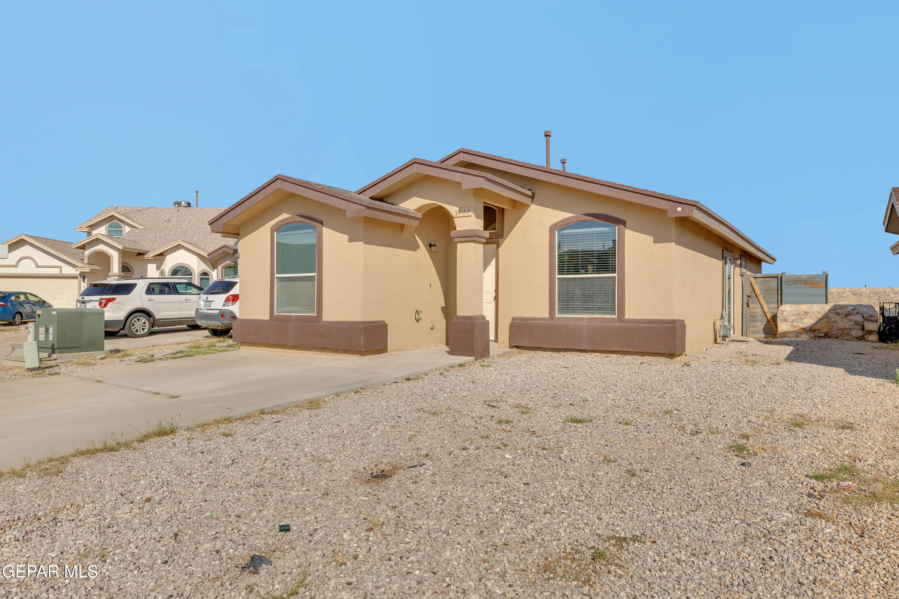 3932 Tierra Zafiro Drive