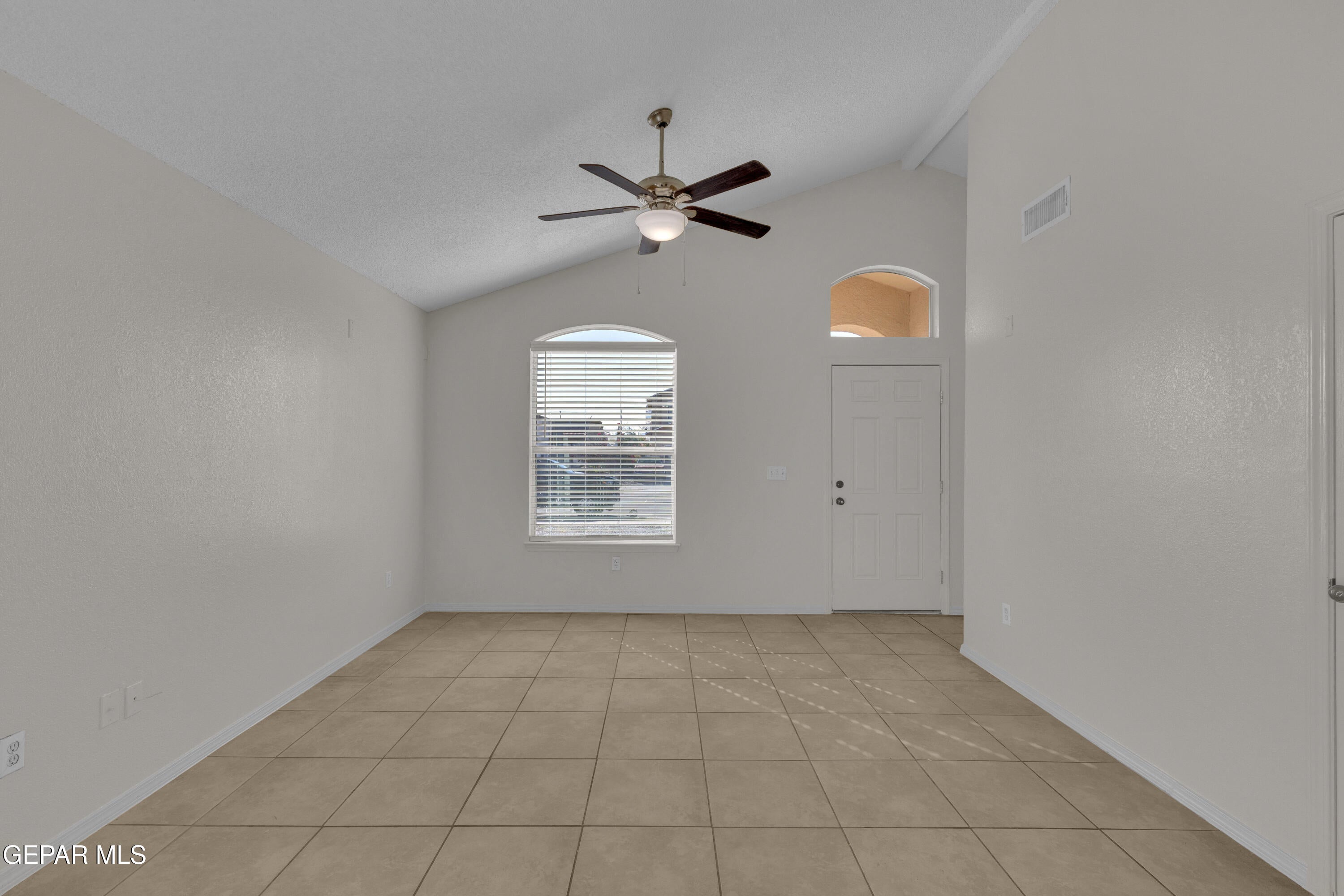 3932 Tierra Zafiro Drive